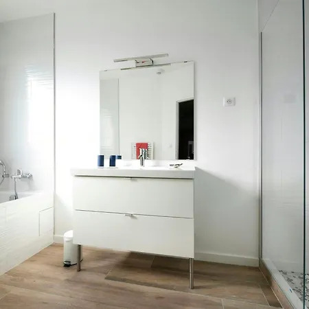 Modern In With Beautiful View Ferienhaus Cassis