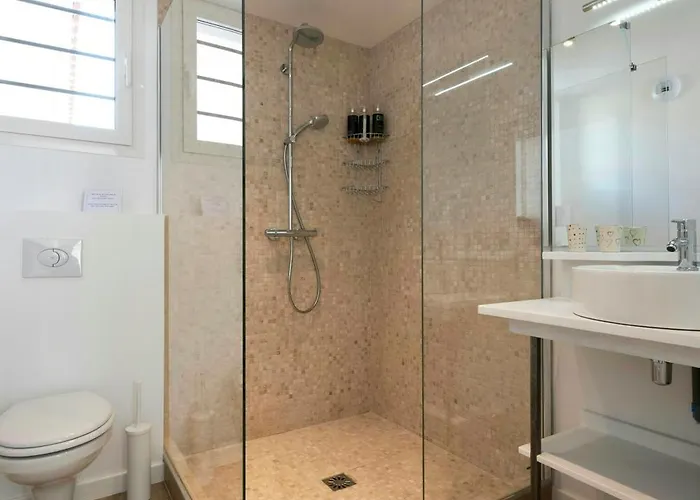 Modern In With Beautiful View *