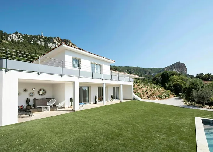 Modern In With Beautiful View Semesterbostad Cassis