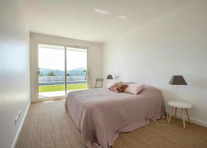 Modern In With Beautiful View *