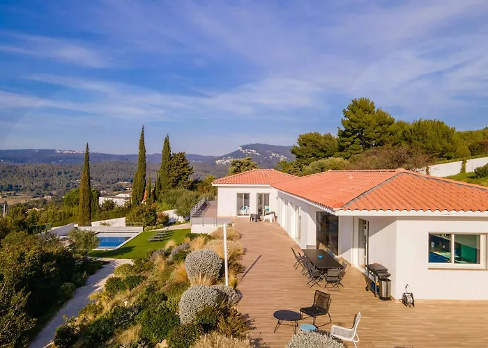 Modern In With Beautiful View