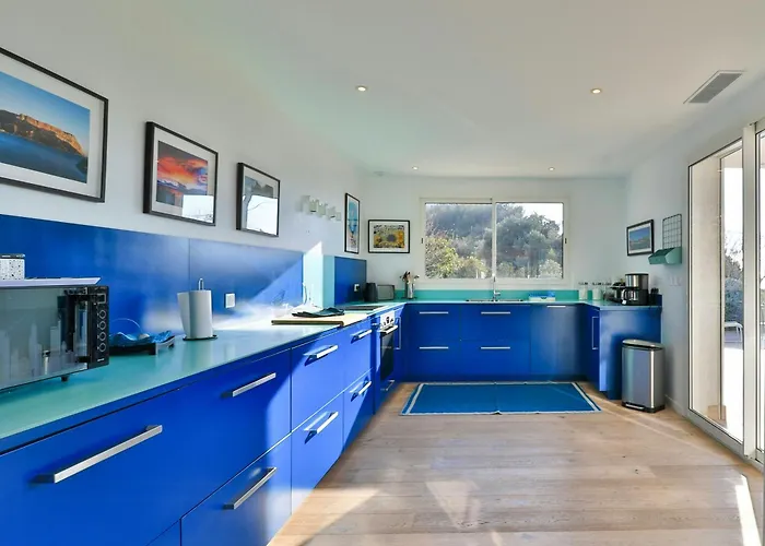 Modern In With Beautiful View Semesterbostad *